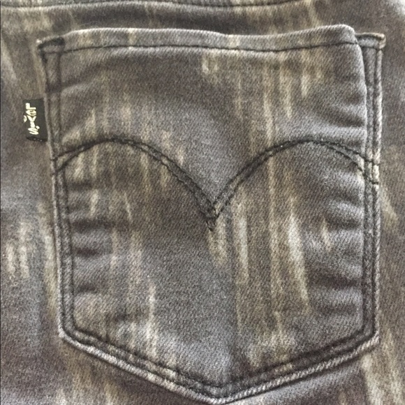 Levi’s Reversible Jean - Picture 3 of 5